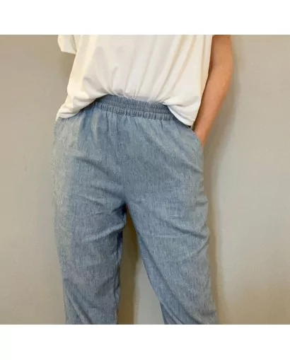 Pantalon rayé bleu et blanc